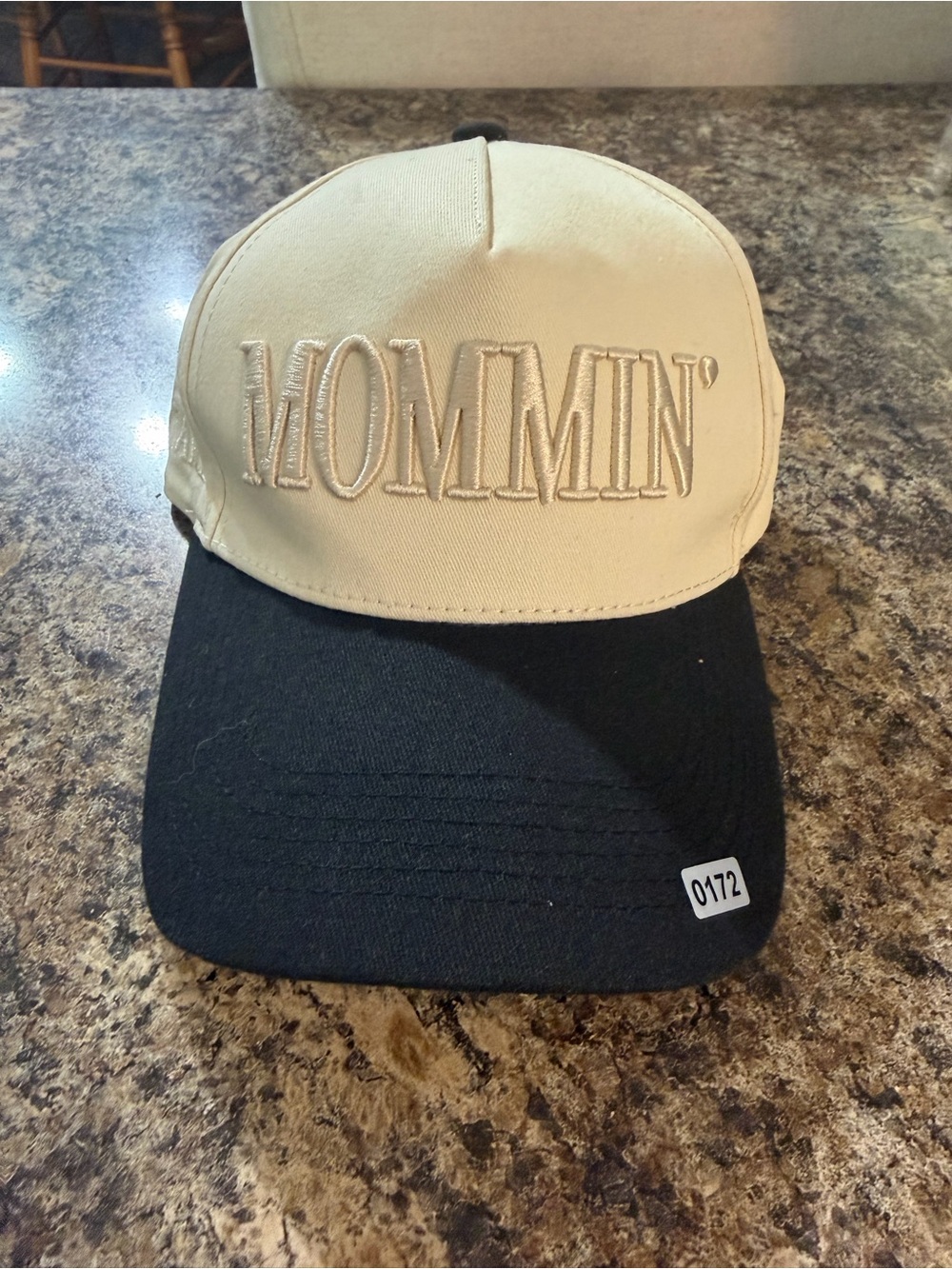 Mommin' Two-Tone Beige and Black Baseball Cap